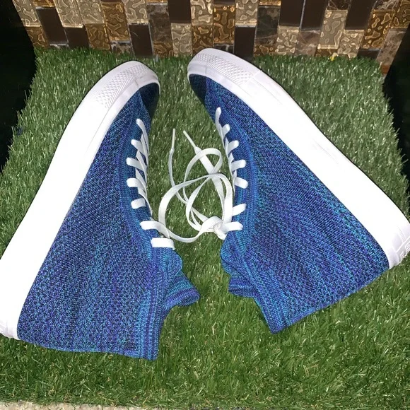 Converse Blue High-Top Sneakers - Picture 3 of 8